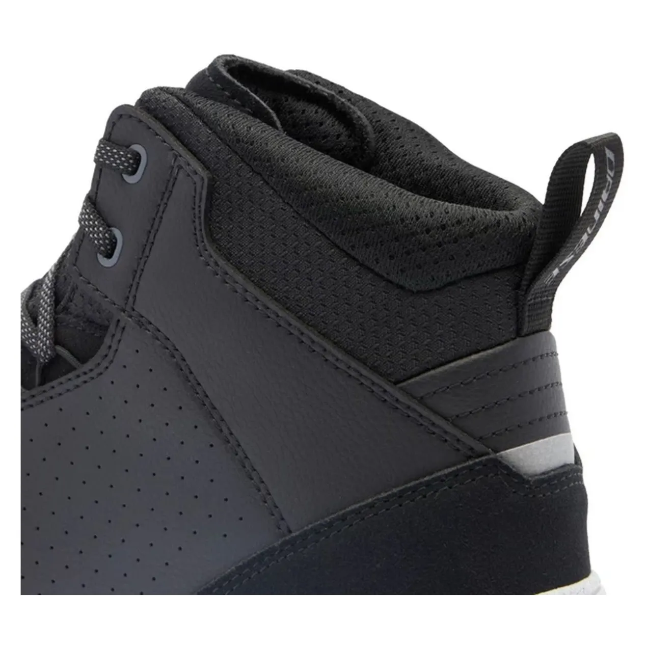 Scarpe Dainese Suburb D-wp Black/white/iron-gat