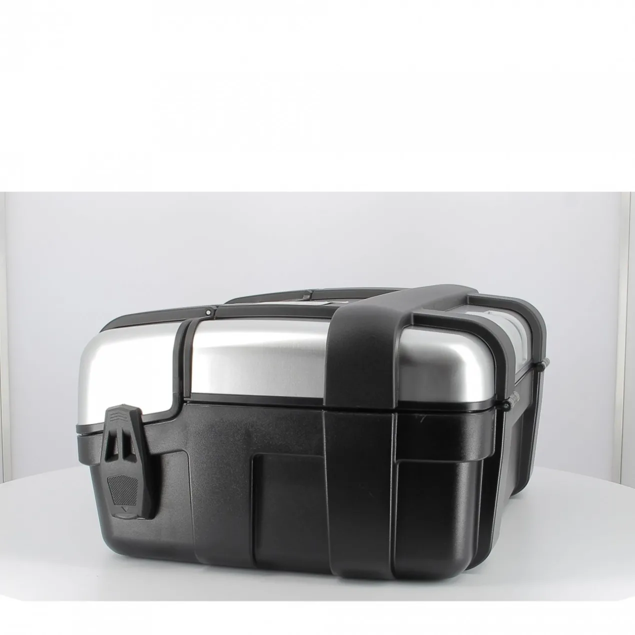 Valigia Givi Trk33n Trekker Con Alluminio 33 Lt.